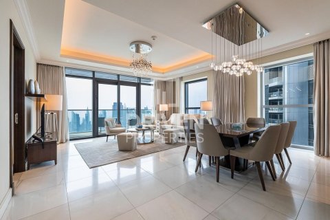 Penthouse in The Address Residence Fountain Views, Downtown Dubai (Downtown Burj Dubai), Dubai 3 bedrooms, 185.16 sq.m. № 128856