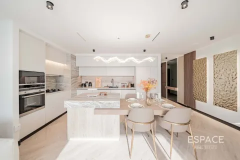 Apartment in Dubai Harbour, Dubai 3 bedrooms, 163 sq.m. № 122526 - photo 5