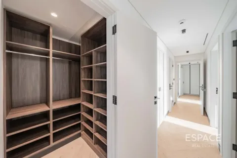 Apartment in Dubai Harbour, Dubai 3 bedrooms, 163 sq.m. № 122526 - photo 14
