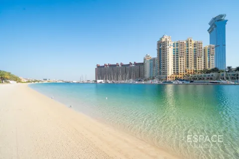 Villa in Palm Jumeirah, Dubai 4 bedrooms, 465 sq.m. № 122524 - photo 20