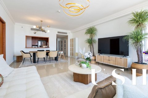 Apartment in Downtown Dubai (Downtown Burj Dubai), Dubai 3 bedrooms, 197 sq.m. № 46837 - photo 2