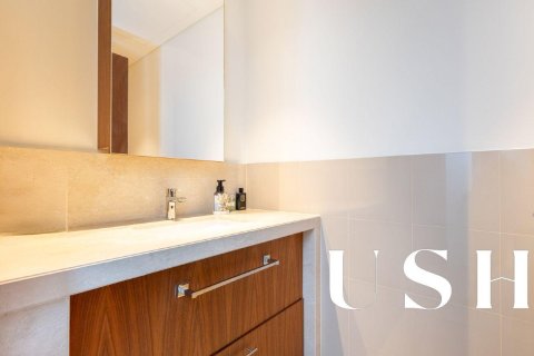 Apartment in Downtown Dubai (Downtown Burj Dubai), Dubai 3 bedrooms, 197 sq.m. № 46837 - photo 21