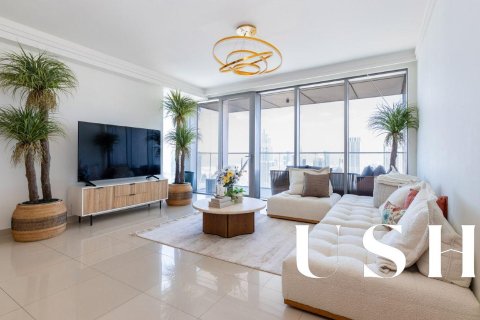 Apartment in Downtown Dubai (Downtown Burj Dubai), Dubai 3 bedrooms, 197 sq.m. № 46837 - photo 1