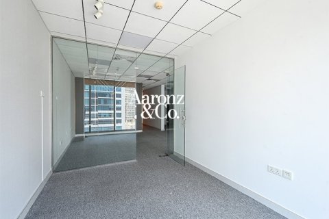 Снять в аренду офис в Бизнес-Бэе, Дубай: 112м², № 112621 - фото 7