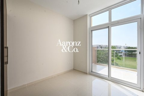 Villa à DAMAC Hills (Akoya by DAMAC), Dubai, 4 chambres, 112 m², № 112622 - photo 3