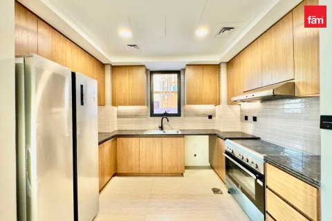 Townhouse in Dubai 5 bedrooms, 306 sq.m. № 142006 - photo 17