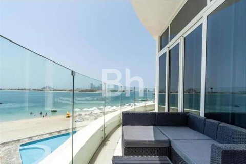 Apartment in Palm Jumeirah, Dubai 2 bedrooms, 139 sq.m. № 21458 - photo 1
