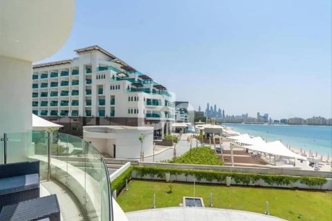 Apartment in Palm Jumeirah, Dubai 2 bedrooms, 139 sq.m. № 21458 - photo 4
