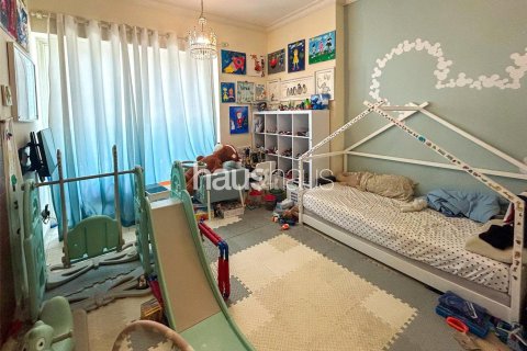 Apartment in Jumeirah Lake Towers, Dubai 2 bedrooms, 151 sq.m. № 43939 - photo 5