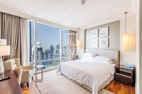 Apartment in The Address Residence Fountain Views, Downtown Dubai (Downtown Burj Dubai), Dubai 3 bedrooms, 183.76 sq.m. № 126925