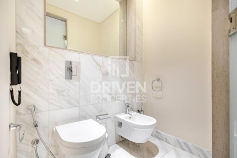 Apartment in The Address Residence Fountain Views, Downtown Dubai (Downtown Burj Dubai), Dubai 3 bedrooms, 183.76 sq.m. № 126925 - photo 19