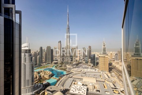 Apartment in The Address Residence Fountain Views, Downtown Dubai (Downtown Burj Dubai), Dubai 3 bedrooms, 183.76 sq.m. № 126925 - photo 23