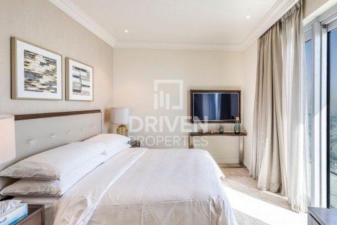 Apartment in The Address Residence Fountain Views, Downtown Dubai (Downtown Burj Dubai), Dubai 3 bedrooms, 183.76 sq.m. № 126925 - photo 10