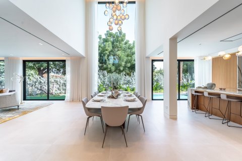 Villa in Jumeirah Islands, Dubai 5 bedrooms, 547 sq.m. № 96915