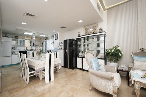 Villa in Jumeirah Village Circle, Dubai 4 bedrooms, 166 sq.m. № 96910 - photo 2