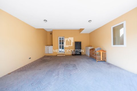 Adosado en Arabian Ranches, Dubai, 2 dormitorios, 200 m², № 73943 - foto 26