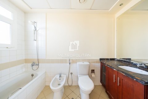 Adosado en Arabian Ranches, Dubai, 2 dormitorios, 200 m², № 73943 - foto 13