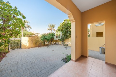 Adosado en Arabian Ranches, Dubai, 2 dormitorios, 200 m², № 73943 - foto 25
