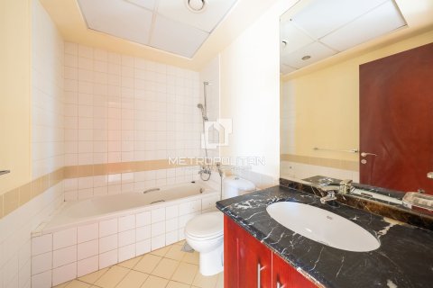 Adosado en Arabian Ranches, Dubai, 2 dormitorios, 200 m², № 73943 - foto 11