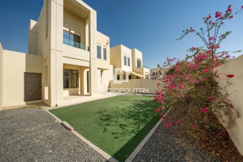 Снять в аренду таунхаус в Mira Oasis, Рим, Дубай: 3 спальни, 209м², № 73942 - фото 3