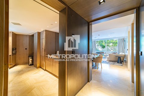 Apartment in FIVE Palm Jumeirah, Palm Jumeirah, Dubai 2 bedrooms, 294 sq.m. № 3727 - photo 7