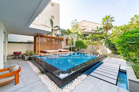 Apartment in FIVE Palm Jumeirah, Palm Jumeirah, Dubai 2 bedrooms, 294 sq.m. № 3727 - photo 6
