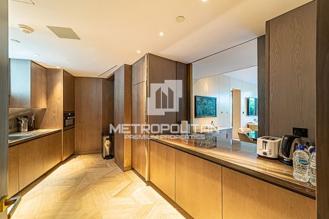 Apartment in FIVE Palm Jumeirah, Palm Jumeirah, Dubai 2 bedrooms, 294 sq.m. № 3727 - photo 10