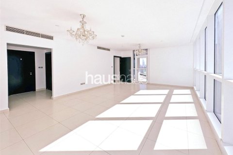Купить квартиру в Дубай Марине, Дубай: 3 спальни, 277м², № 43813 - фото 4