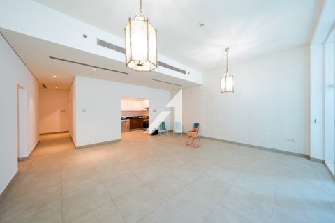 Apartment in Dubai 2 bedrooms, 153.6 sq.m. № 53440 - photo 1