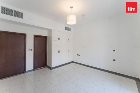 Villa in Dubai 5 bedrooms, 682.7 sq.m. № 115109 - photo 23