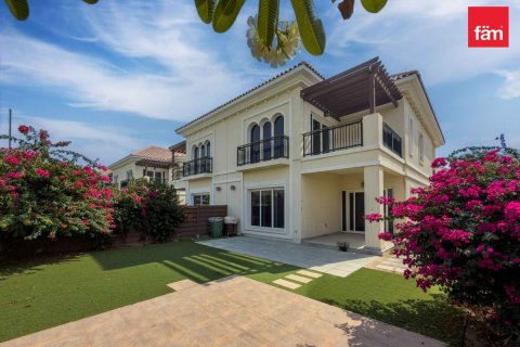 Villa in Dubai 4 bedrooms, 397.2 sq.m. № 115108