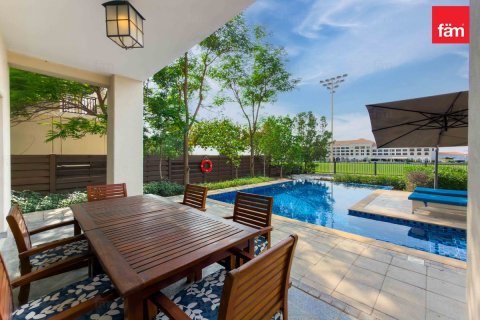 Villa in Dubai 5 bedrooms, 607.6 sq.m. № 115105 - photo 21