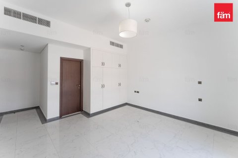 Villa in Dubai 5 bedrooms, 607.6 sq.m. № 115105 - photo 13