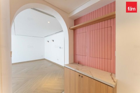 Таунхаус в Дубае, 3 спальни, 259.2м², № 90520