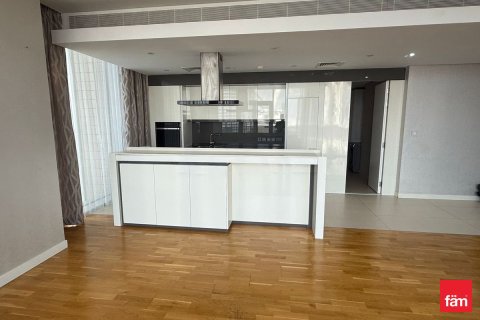 Apartment in Dubai 3 bedrooms, 194.8 sq.m. № 90519 - photo 4