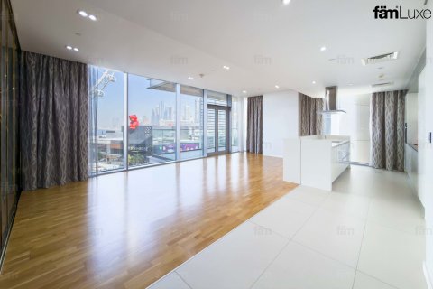 Apartment in Dubai 3 bedrooms, 194.8 sq.m. № 90519