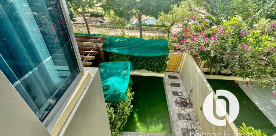 Villa en Dubai Hills Estate, Dubai, 4 dormitorios, 201 m², № 100489