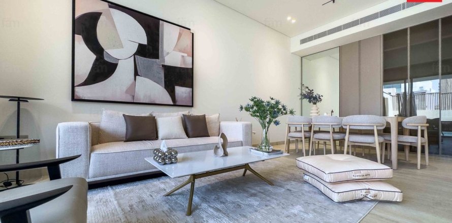 Villa en Dubai, 2 dormitorios, 166.3 m², № 84335