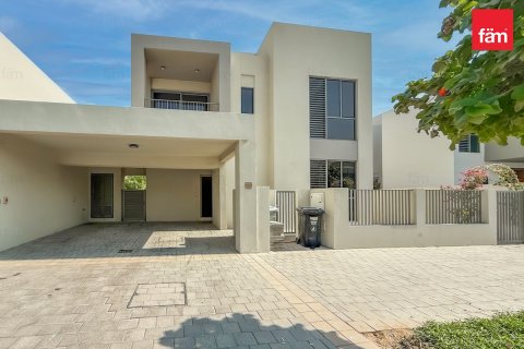 Villa en Dubai Hills Estate, Dubai, 4 dormitorios, 432.6 m², № 84332