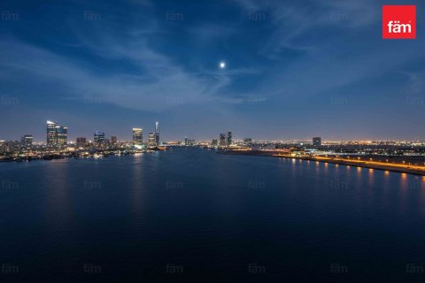 Квартира в Дубае, 3 спальни, 146.4м², № 84333