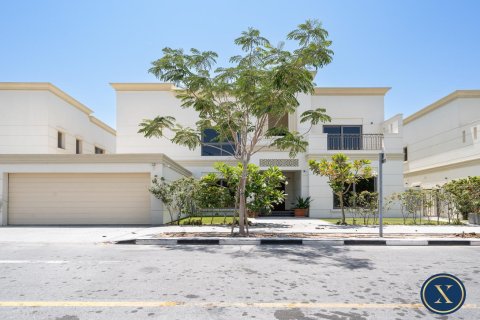 Villa en Al Furjan, Dubai, 6 dormitorios, 610 m², № 45365 - foto 2