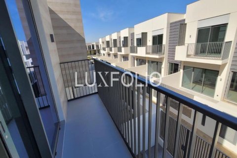 Townhouse in Sun, Arabian Ranches 3, Dubai 3 bedrooms, 180 sq.m. № 45551 - photo 17