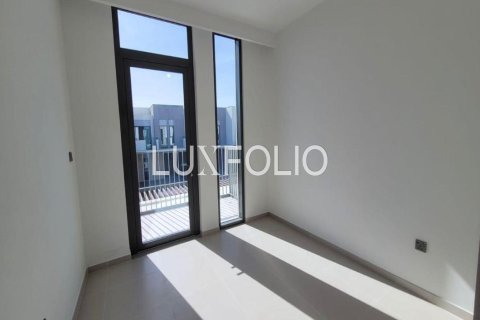 Townhouse in Sun, Arabian Ranches 3, Dubai 3 bedrooms, 180 sq.m. № 45551 - photo 10