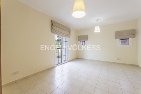Townhouse in Dubai 3 bedrooms, 345 sq.m. № 99334 - photo 18