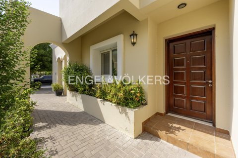 Townhouse in Dubai 3 bedrooms, 345 sq.m. № 99334 - photo 26