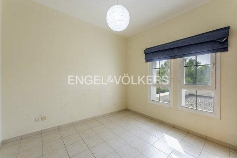 Townhouse in Dubai 3 bedrooms, 345 sq.m. № 99334 - photo 13