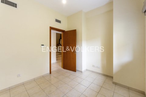 Townhouse in Dubai 3 bedrooms, 345 sq.m. № 99334 - photo 8