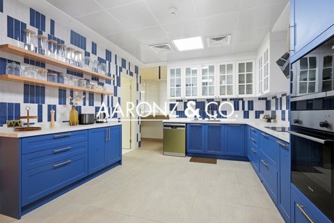 Купить пентхаус в Джумейра Лейк Тауэрс, Дубай: 4 спальни, 442м², № 99329 - фото 17