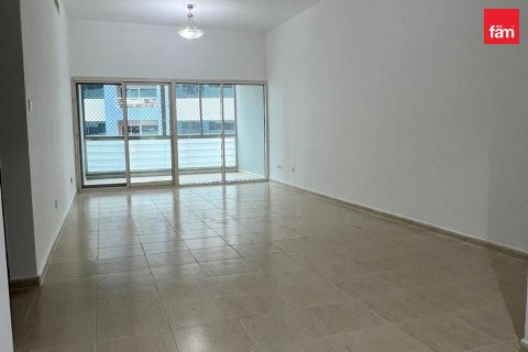 Снять в аренду квартиру в Dubai Sports City, Дубай: 2 спальни, 135.4м², № 40456 - фото 2