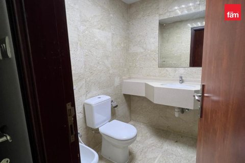 Снять в аренду квартиру в Dubai Sports City, Дубай: 2 спальни, 135.4м², № 40456 - фото 5